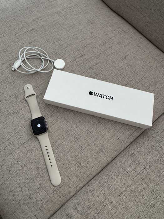 Apple watch SE2 de 40mm starlight impecabil, full box