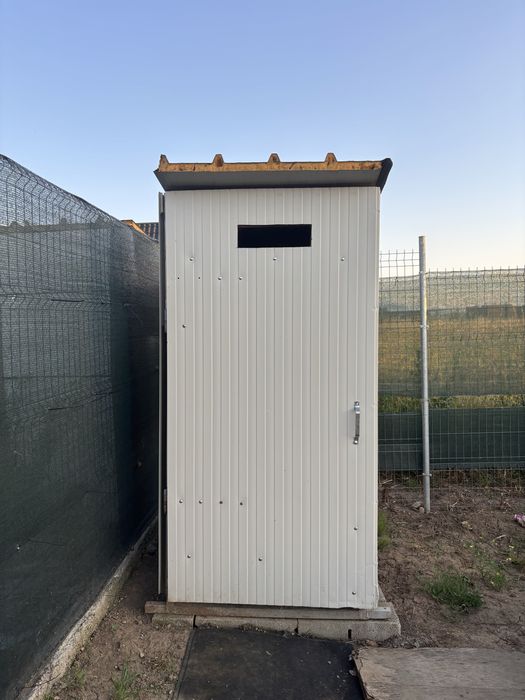 Wc curte ,santier