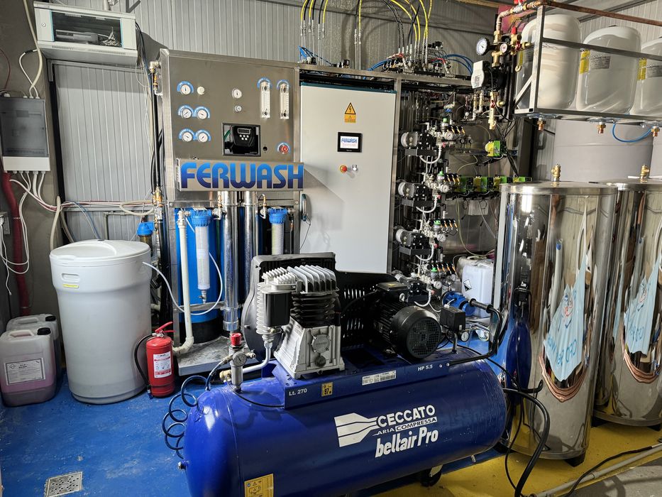 Vand spatiu comercial si spalatorie auto self service