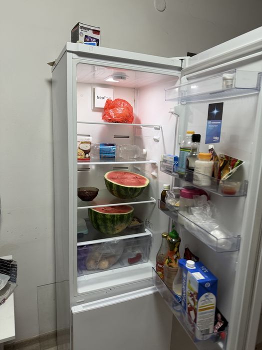 Продам холодильник