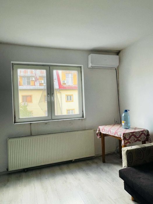 Garsoniera de vanzare zona Blascovici