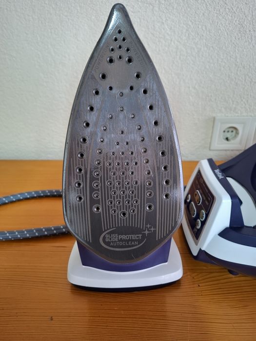 Парогенераторна ютия Tefal Pro X-Pert Plus GV8977,2400W,1.6л,7,2BAR