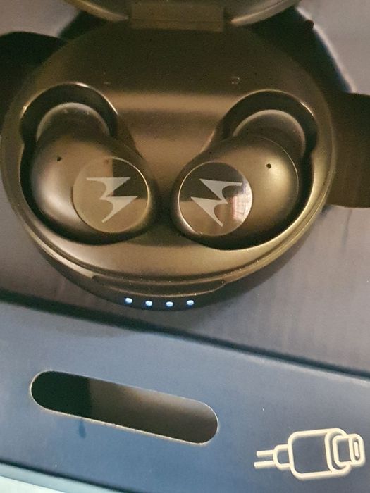 Casti motorola Moto Buds 150