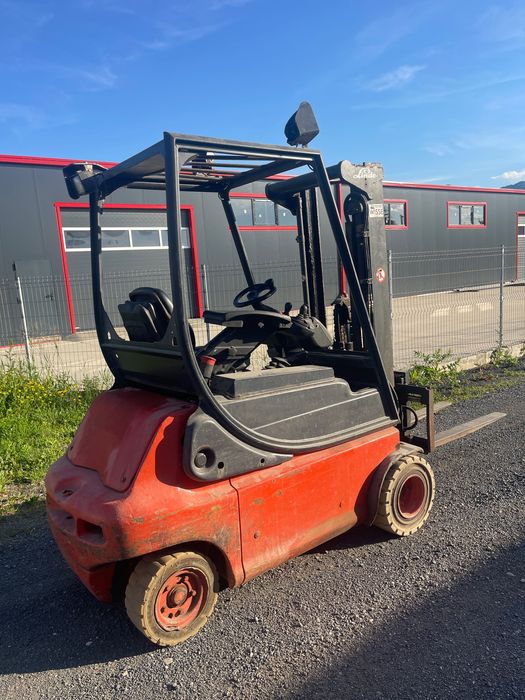 Stivuitor Linde electric 2T - baterie 48V775Ah