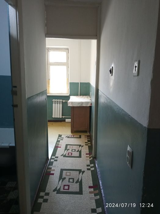 Срочно продам квартиру 1х комнатную в чирчике