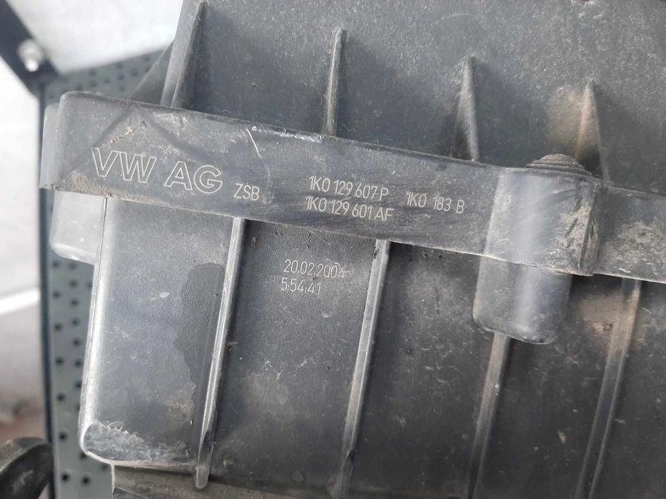carcasa filtru aer 1.9 tdi avq vw touran 1t golf 5  1k0129607p