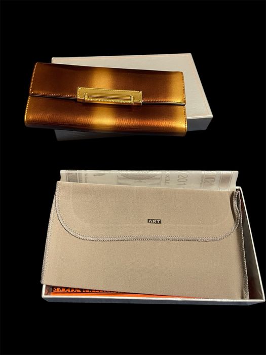 Луксозен дамски портфейл