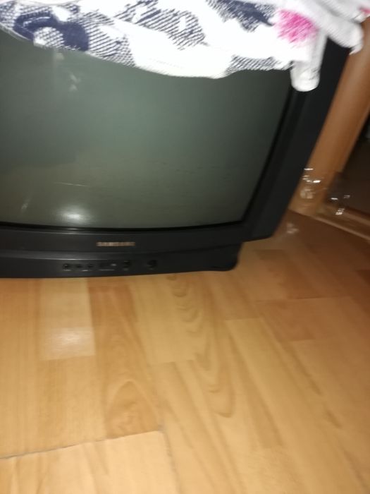 Продам телевизор