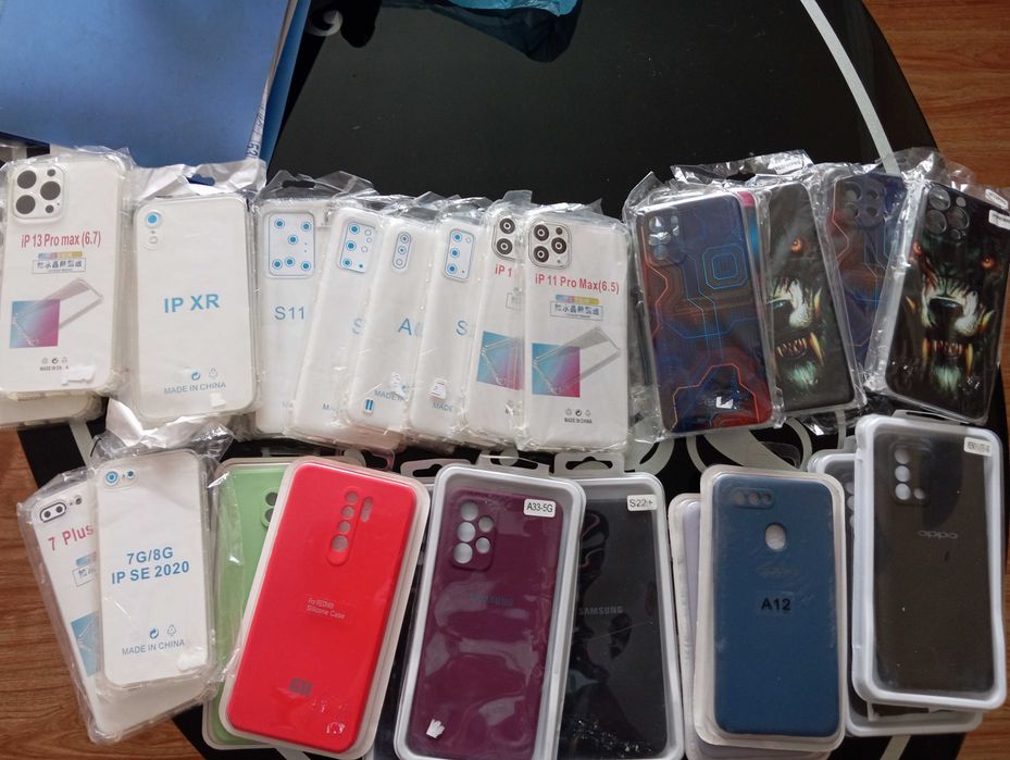 Чехлы для сотовых телефонов, цена за все