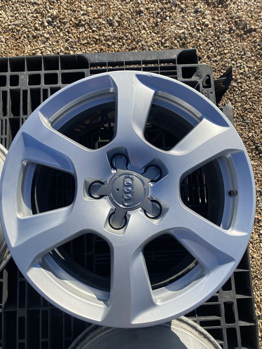 16 цола 5 х 112 мм Ауди , Audi A 4 , A 4 , A 6