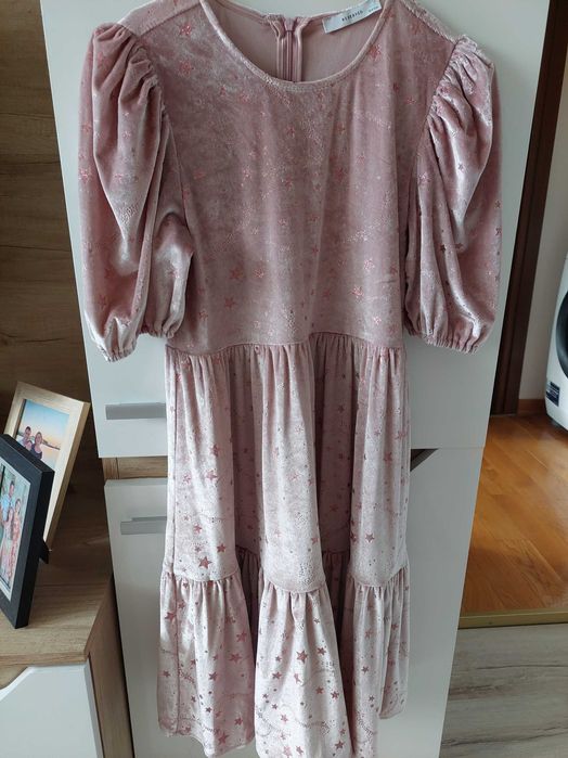 Rochite fetite din catifea marimi 9-12 ani