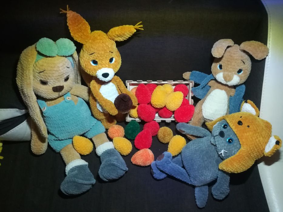 Ръчно плетени играчки