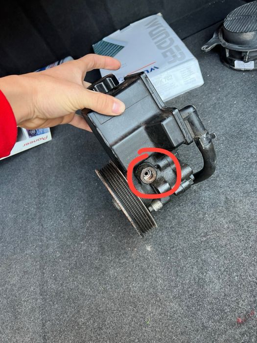 Ssangyong Rexton. Kyron G23D. Насос гидроусилителя руля.