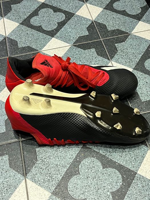 Футбольные бутсы