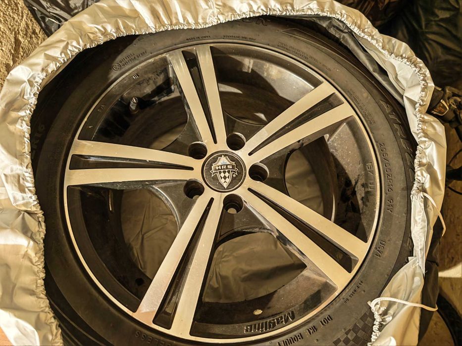 Джанти 16 5х100 57.1 с летни гуми 2025г