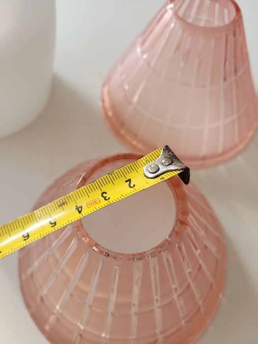 Плафон  в хорошем  состоянии