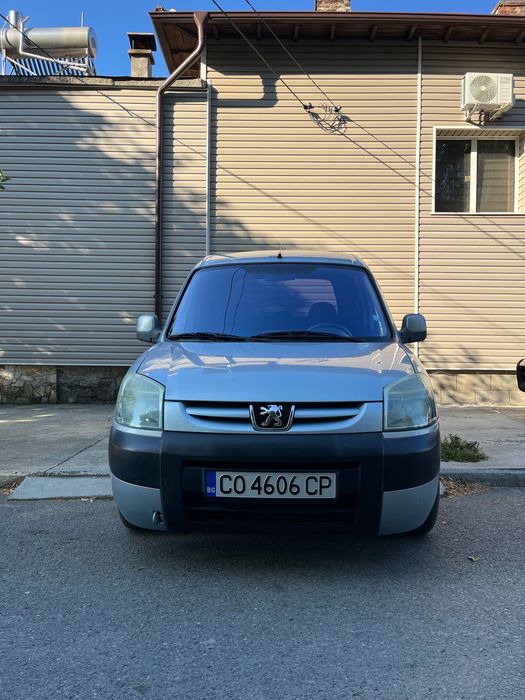 Продавам Peugeot Partner