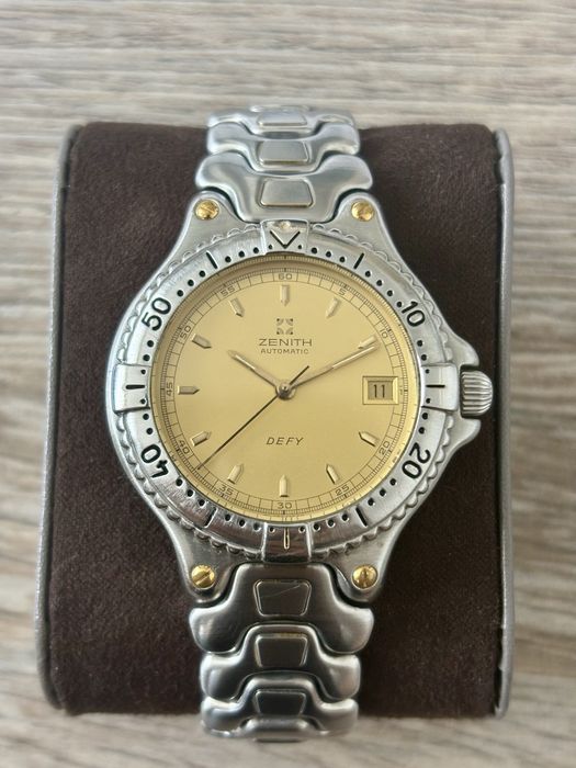 Vand Zenith Defy Automatic