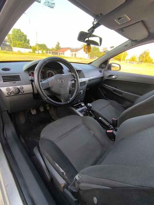 Opel Astra H 1.7