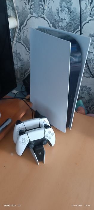 Продам sony playstation 5