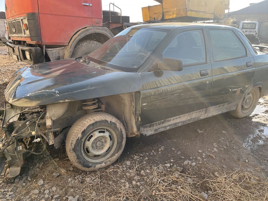 Продам ваз 2110 на разбор