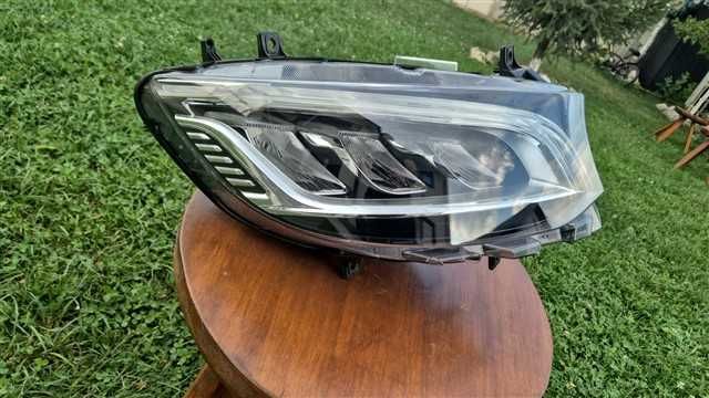 Far dreapta STANGA Mercedes Sprinter Full Led an 2024 2025 2026