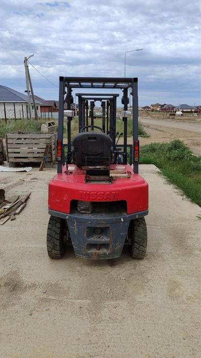 Аренда вилочный погрузчик (кара)