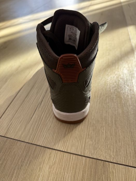 Supra  mid-high de piele Breaker, Verde militar,