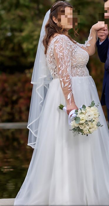 Rochie de mireasa si voal