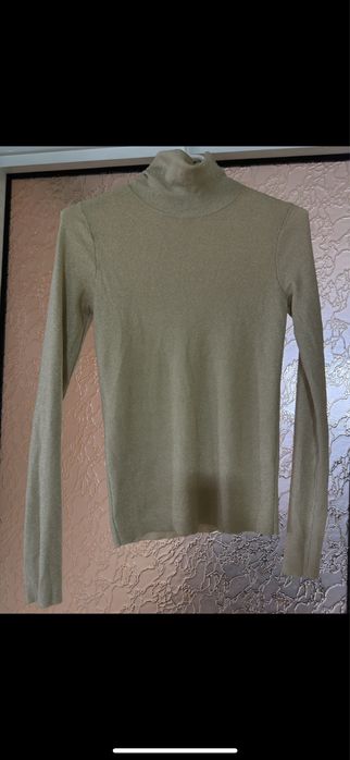 Нова! S размер Karl Lagerfeld оригинална тениска, S размер ZARA, Mango