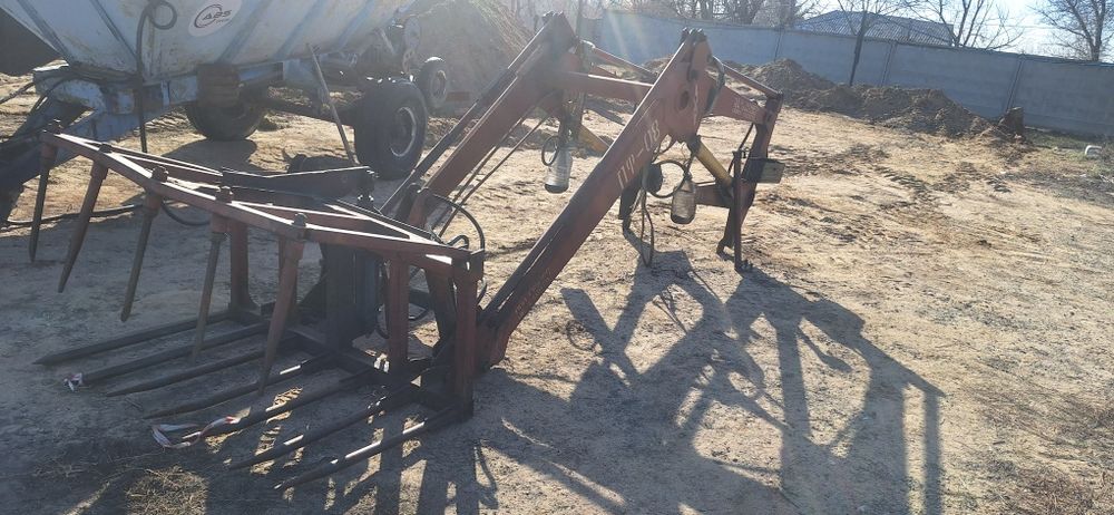 Кун на мтз с вилами