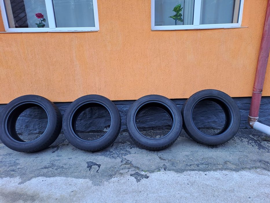 Vând cauciucuri de vara 235-55-r19