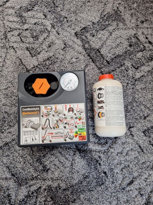 Kit auto pentru umflat roți.