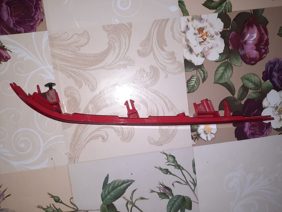 Продам отражатель задний на хюндай