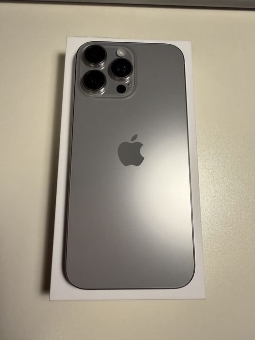 iPhone 16 Pro Max 1TB Natural Titanium- ca nou, garantie Apple 04.2026