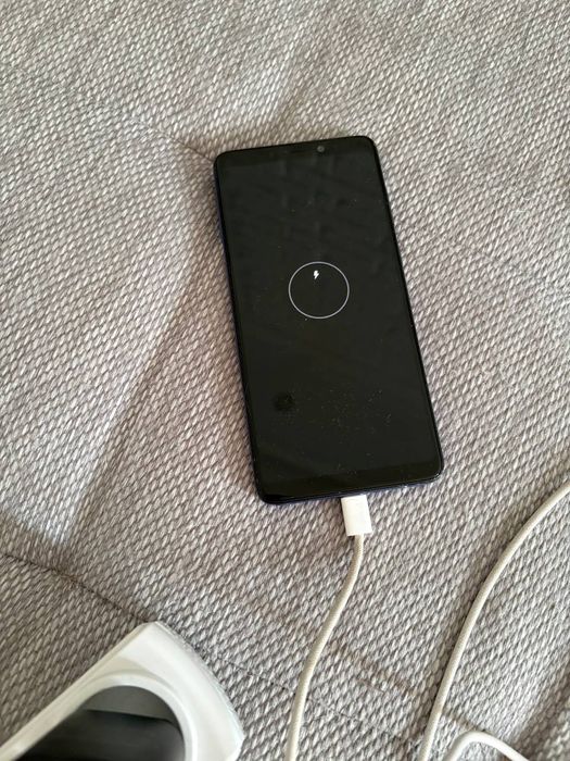 Продам Samsung a9