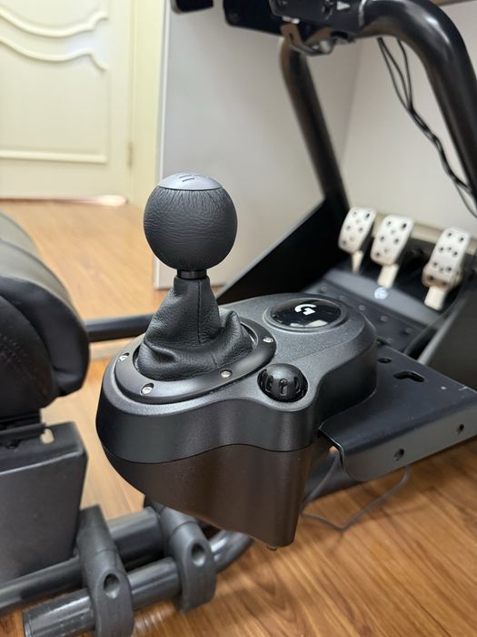 Logitech g923 sotiladi