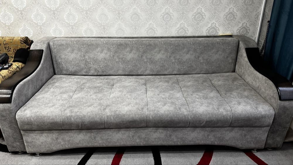 Диван в отличном состоянии