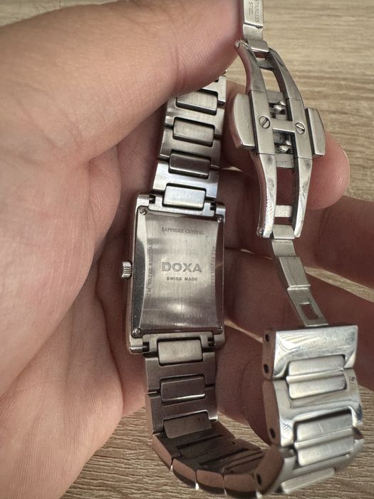 Vand ceas Doxa sapphire crystal