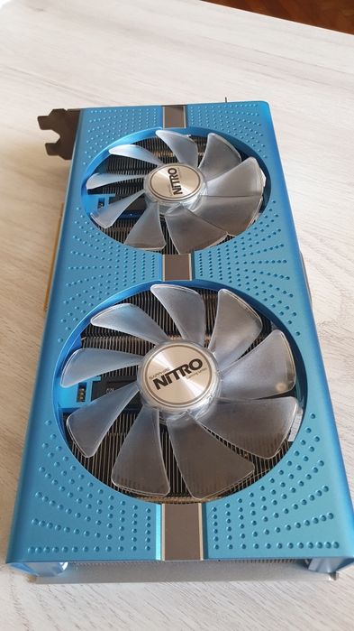 RX580 8GB Albastra Nitro+ Blue Special Edition cu frecvente mai mari decat standar ed.