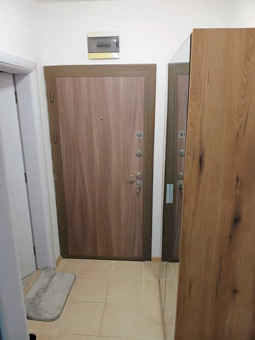 Отдавам под наем двустаен апартамент