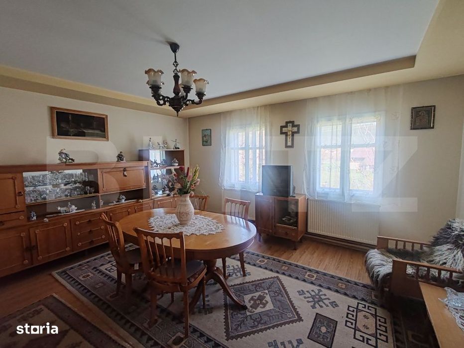 Casa cu 6830 mp teren, Manastirea Humorului