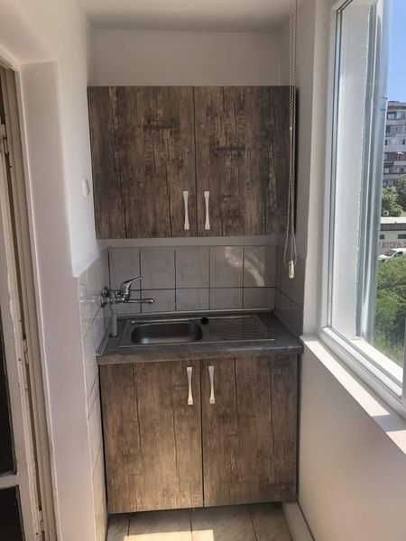 Дава се под наем Двустаен апартамент в Бургас, Изгрев - 47 кв.м за 125 € - Снимка #6