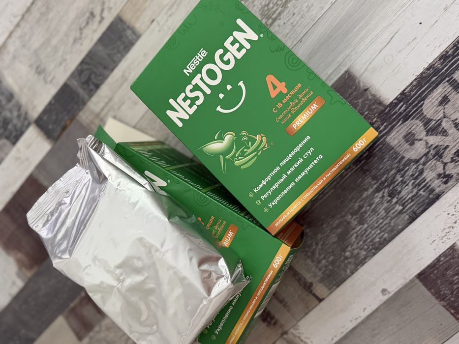 Смесь Nestogen 4 / 900 гр.