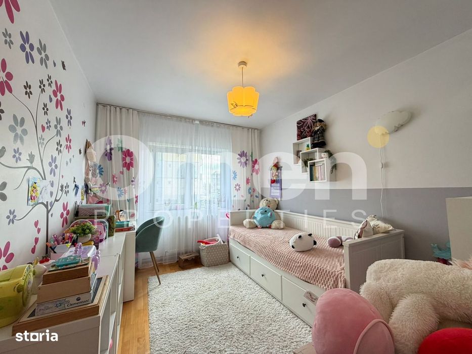 Apartament cu 3 camere decomandat, etaj intermediar,  zona Lidl Hotvon