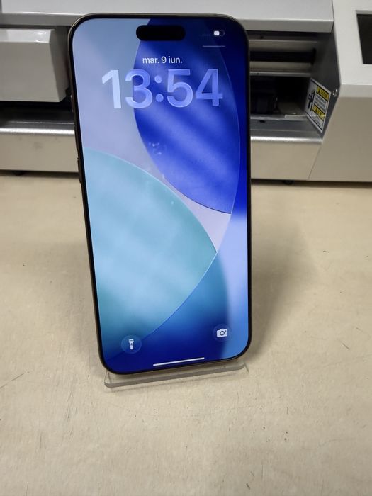 Iphone 16 pro max / 256 gb / 96% baterie / garantie