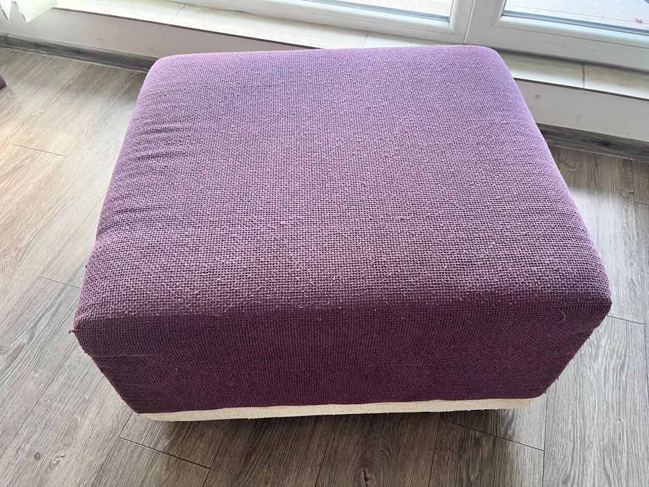 Разтегателен диван(100лв)  + разтегателен фотьойл и табуретка (200лв)