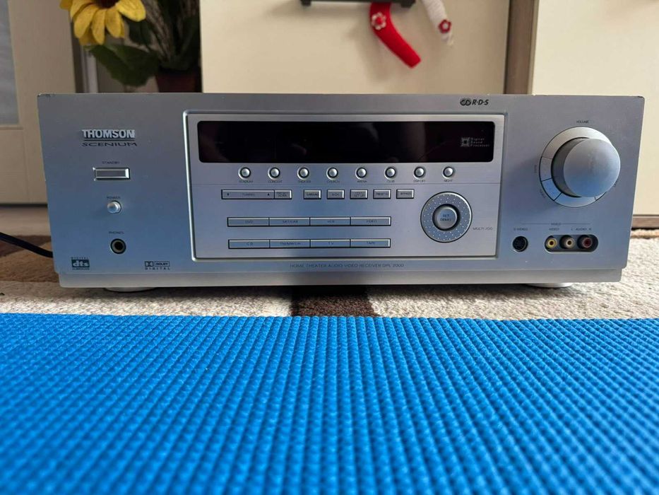 Комплект усилватели YAMAHA и THOMSON