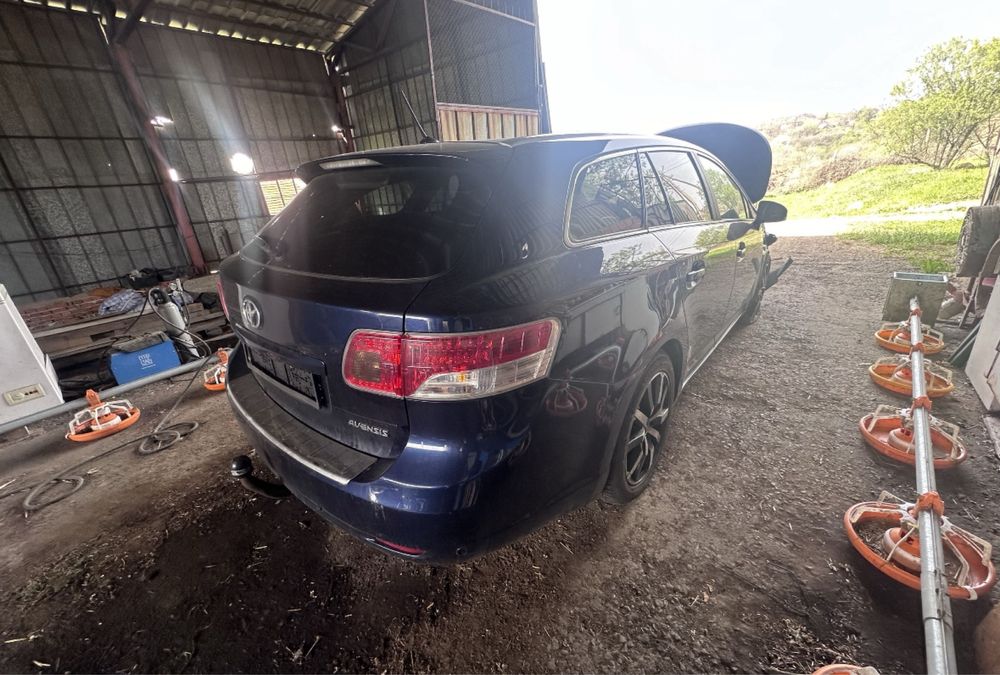 Toyota Avensis T27 / Тойота Авенсис Т27 2.2 150 к.с. На части!!!