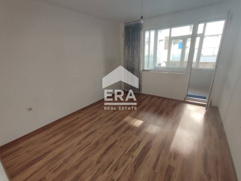 Продава се Двустаен апартамент в Варна, Лятно кино Тракия - 55 кв.м за 2110 €/кв.м - Снимка #5